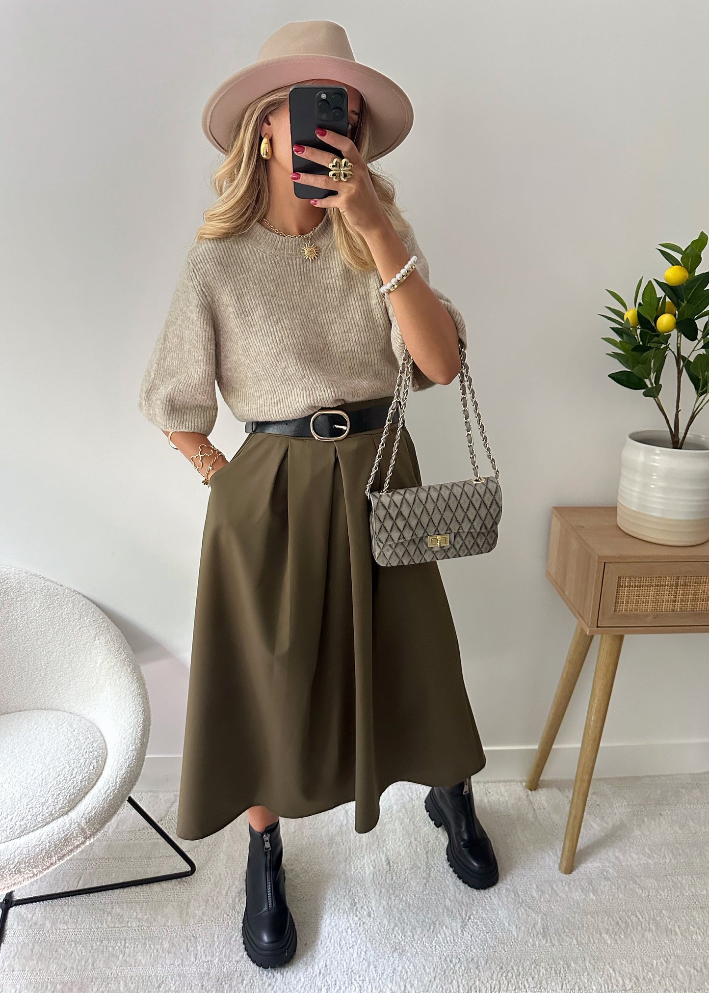 CHÉLI mocha ribbed knit sweater