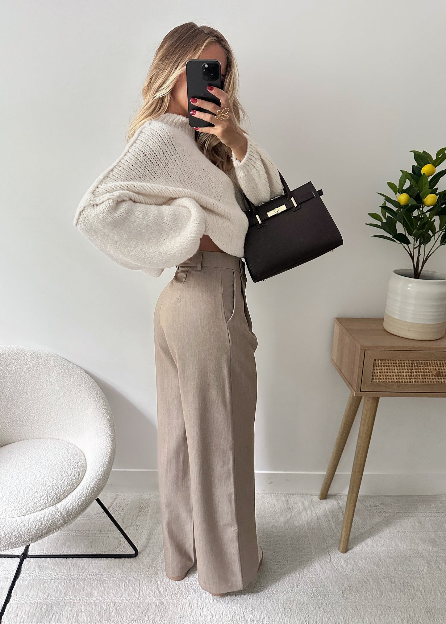 SERNIA beige oversized tailored trousers
