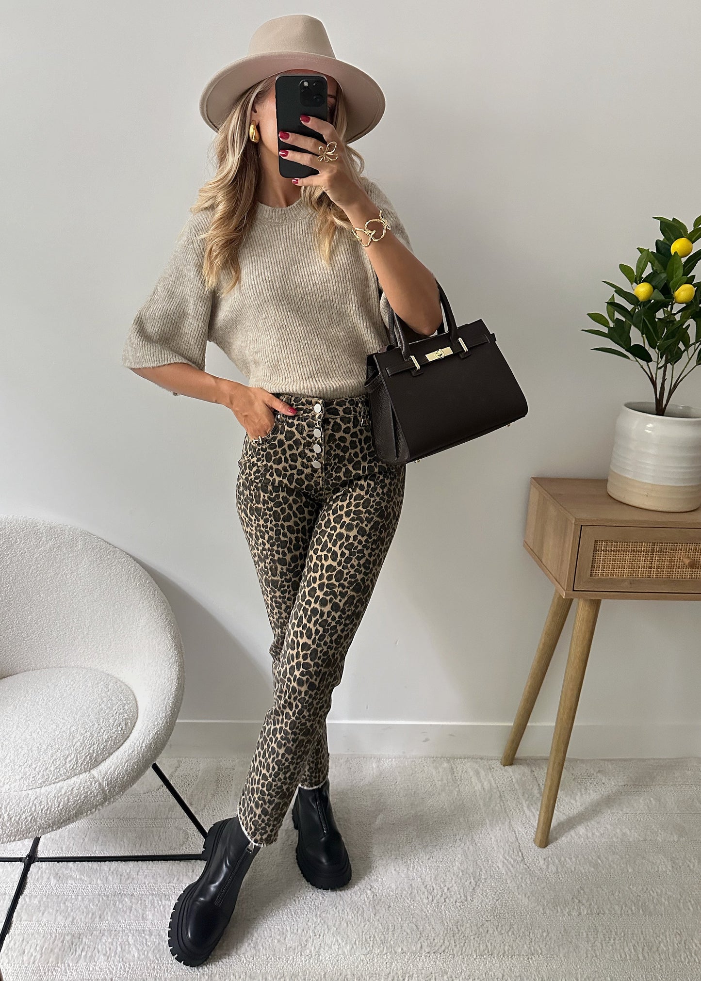 CHÉLI mocha ribbed knit sweater
